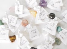 Velvet giftbags met edelsteen