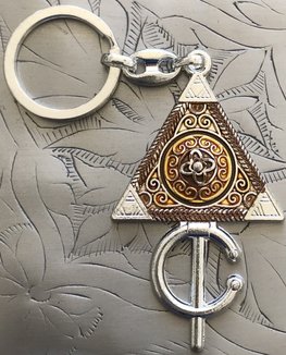 Sleutelhanger Berbersymbool / Fibula a Sleutelhanger Berbersymbool / Fibula a