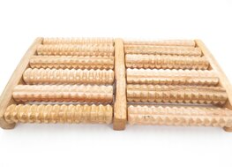 Houten voetmassageroller met12 rollers Houten voetmassageroller met12 rollers